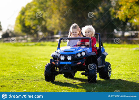 Image de la catégorie Voiture à batterie